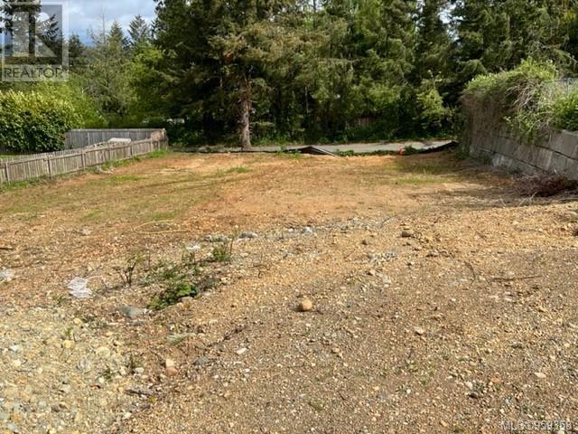660 8th Ave, Campbell River, British Columbia  V9W 4A8 - Photo 1 - 959358