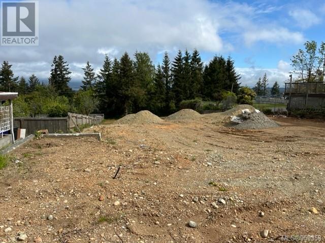 660 8th Ave, Campbell River, British Columbia  V9W 4A8 - Photo 2 - 959358